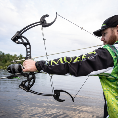Muzzy Deviant Bow