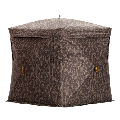 Camouflage ground blind for hunting and archery with quiet fabric and 360° visibility.
