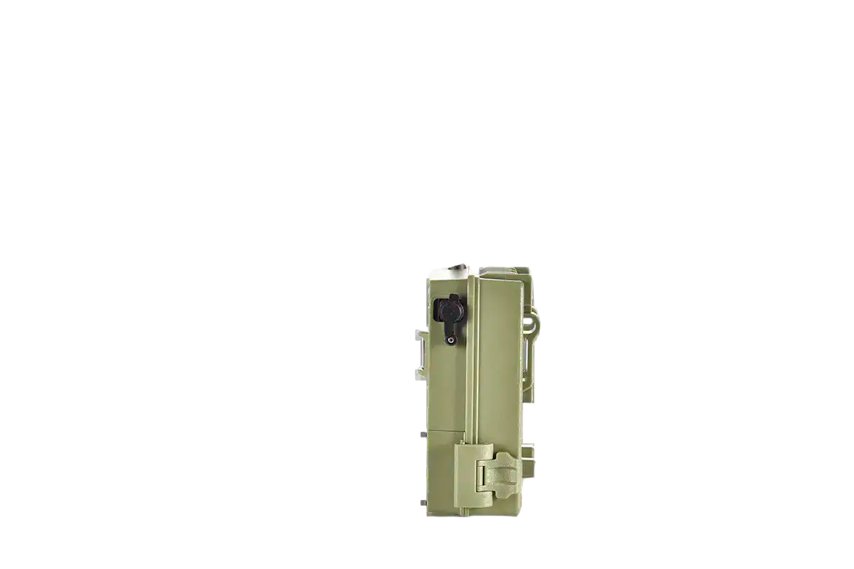 Locking weather-resistant outdoor scale for archery and bowhunting equipment, durable and precise.