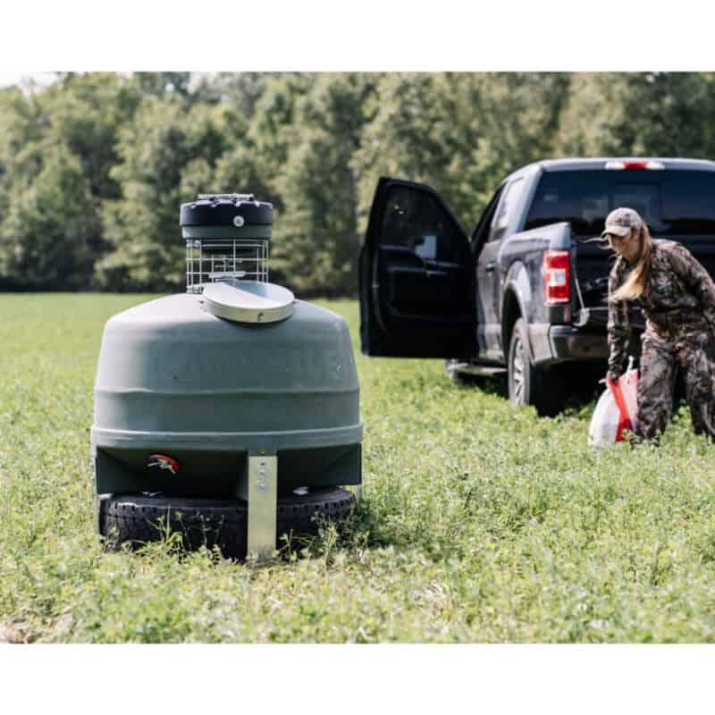 800LB CAPSULE FEEDER