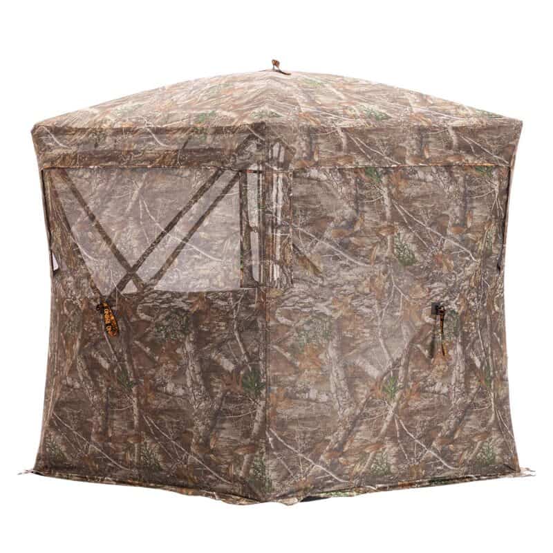 RealTree camo pattern on hunting gear