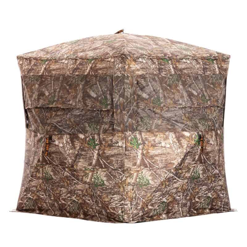 RealTree RB0231 camo pattern for hunters seeking natural concealment